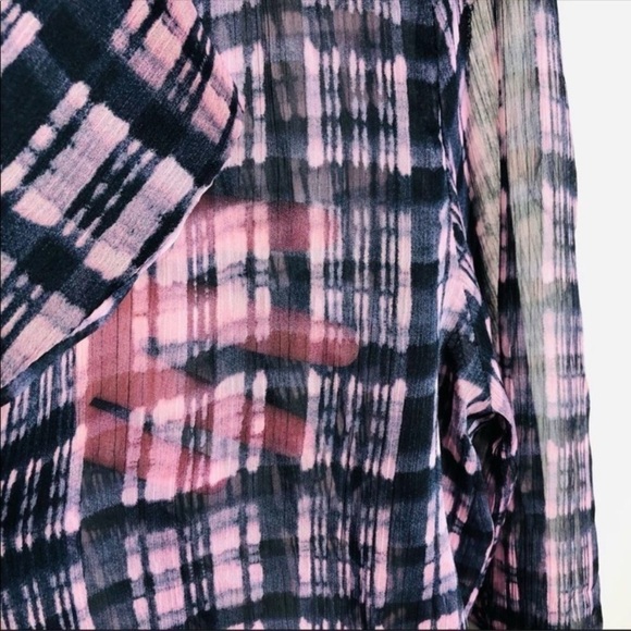 4/$45 PHILOSOPHY Navy Blue Pink Plaid Long Sleeve Button Down Sheer Top Large - Picture 7 of 7